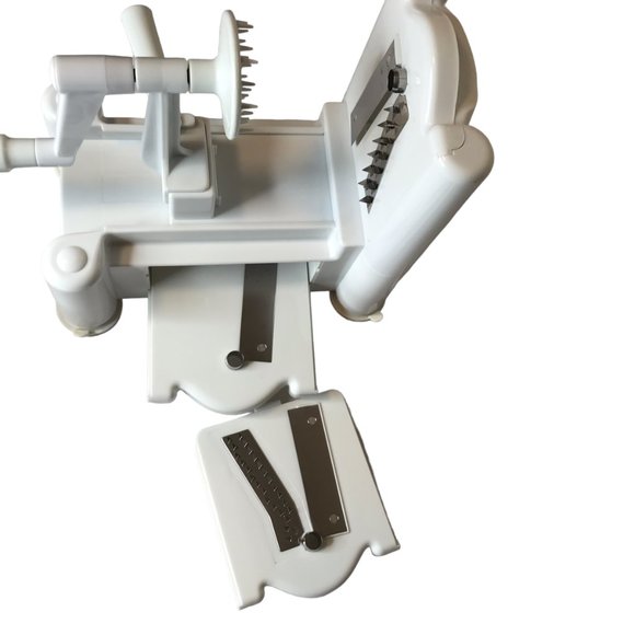 Spiralizer, White, Plastic, with Multiple Blades, Different Cuts; Paderno World - Picture 9 of 9